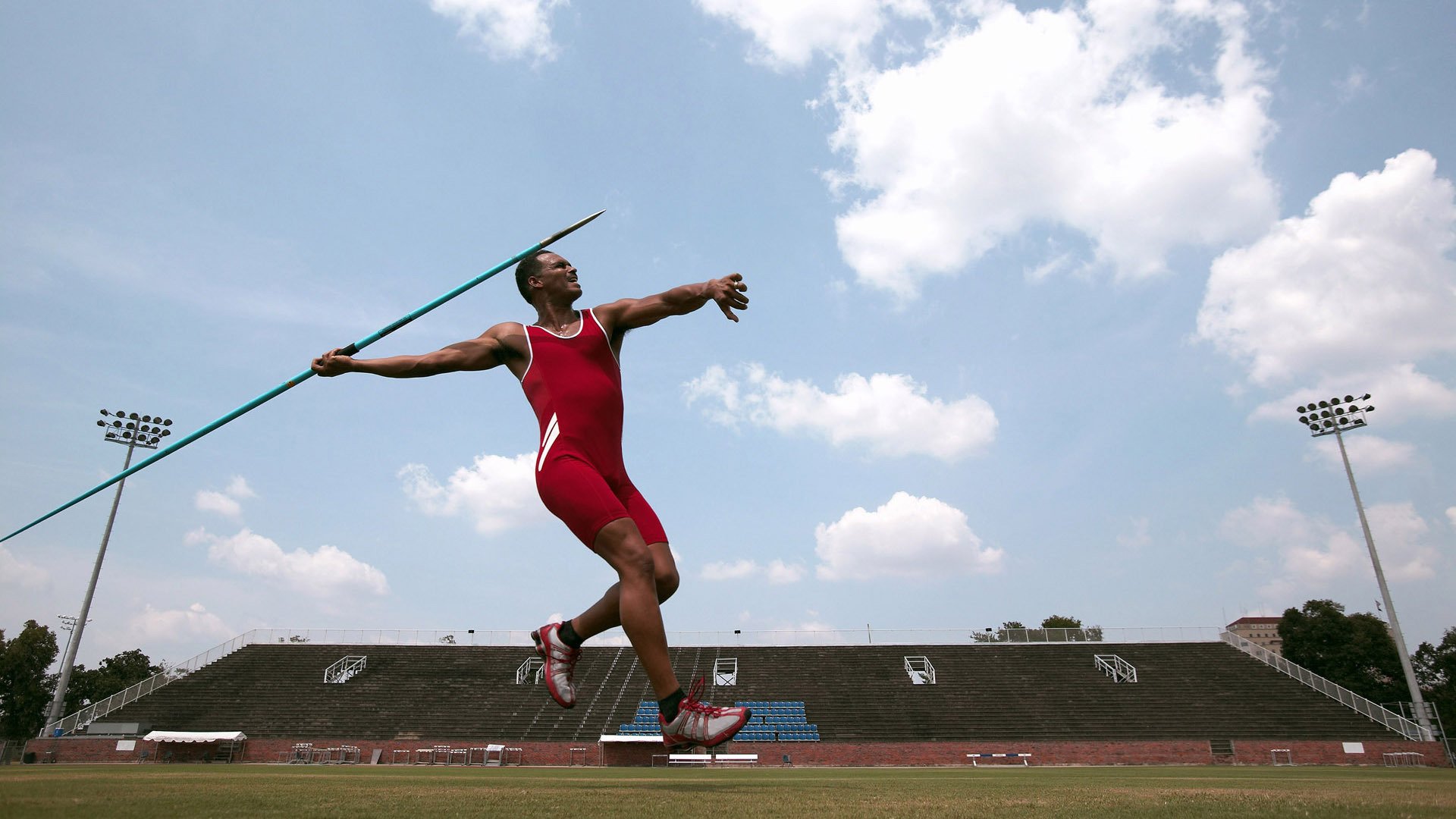 德甲节奏快如闪电：攻守互换，场面火爆！，德甲打法