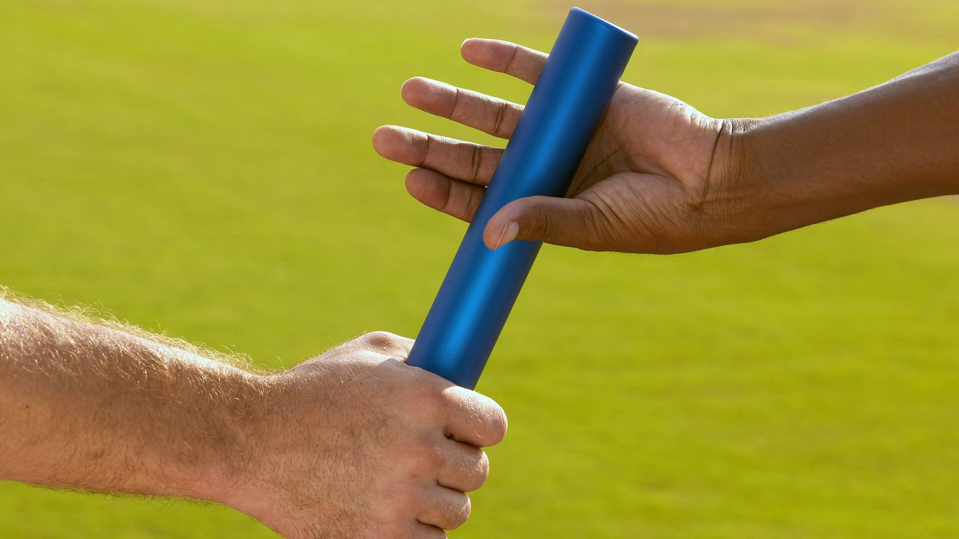 开云·体育全站登录地址-“极速滑行”——在急弯与直道中遨游自如，极速滑冰图片