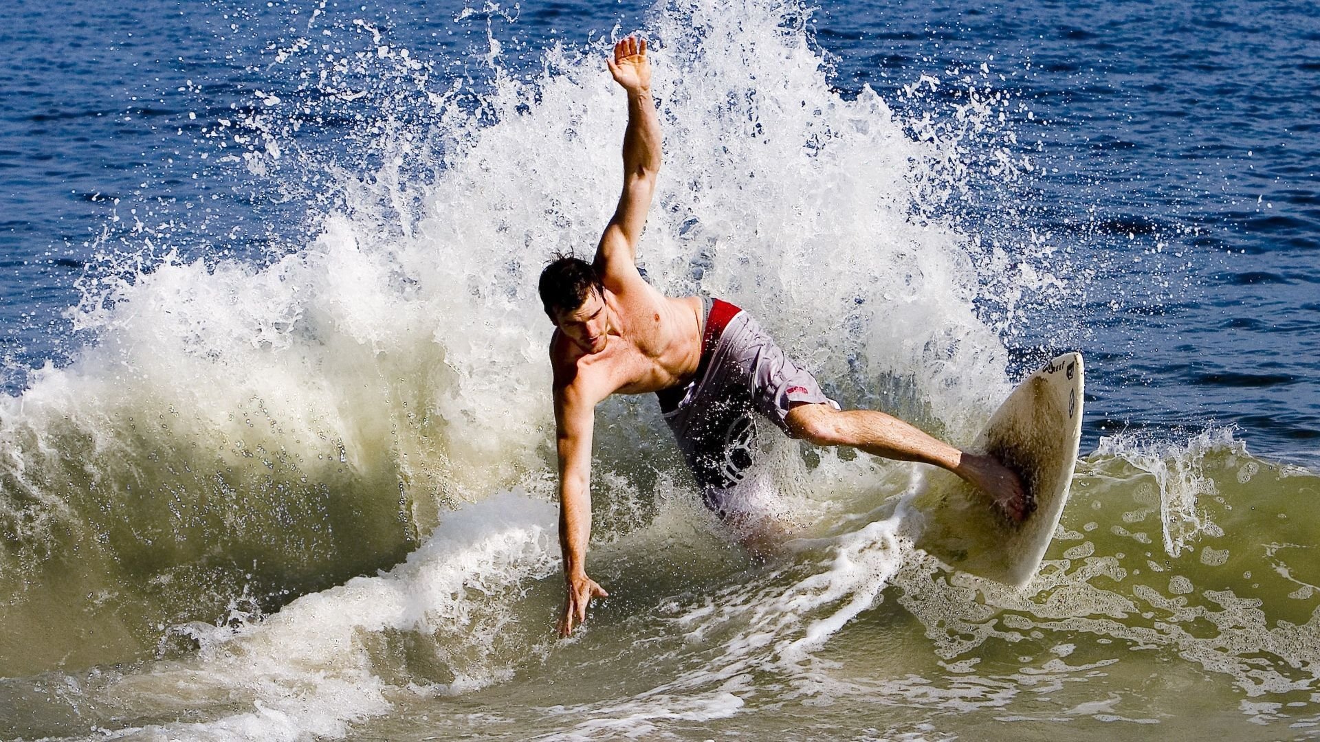 开云体育APP下载-跨越国界：全球最酷的球迷文化你知道吗？，世界各国球迷道具